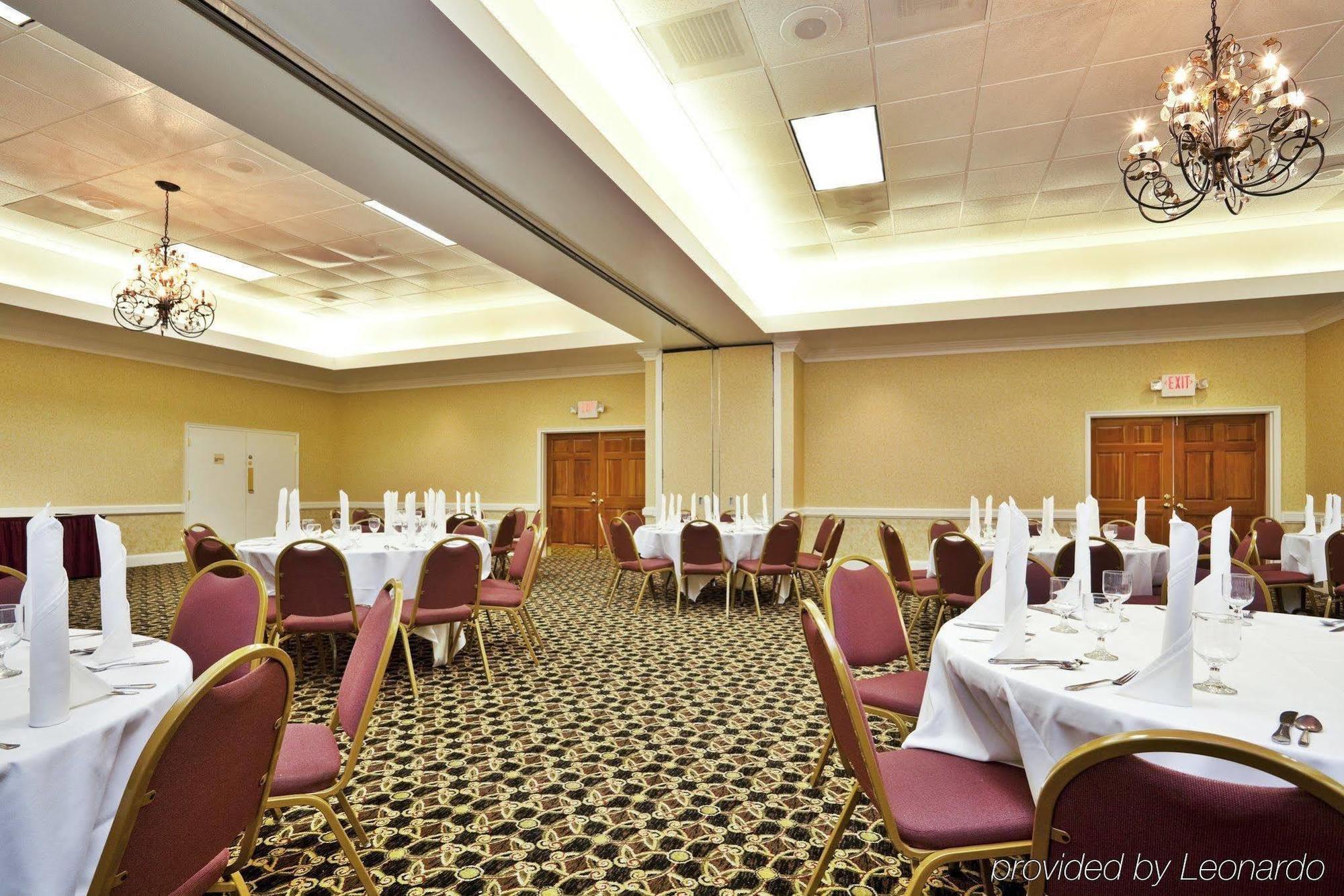 Holiday Inn Lumberton By Ihg Ресторан фото
