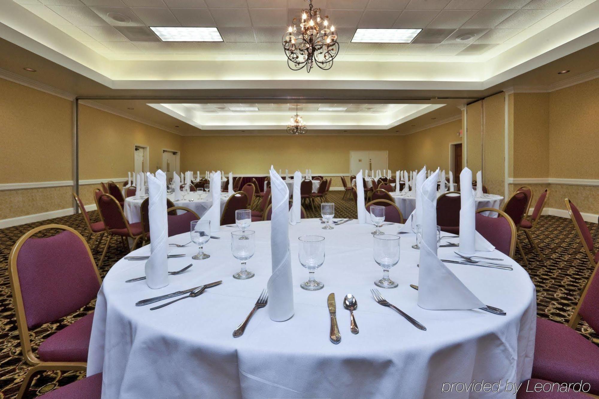 Holiday Inn Lumberton By Ihg Ресторан фото